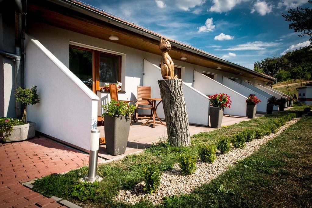 Penzion Proneco Klentnice Exterior photo